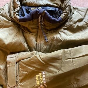 MOUNTAIN HARDWEAR women’s small jacket